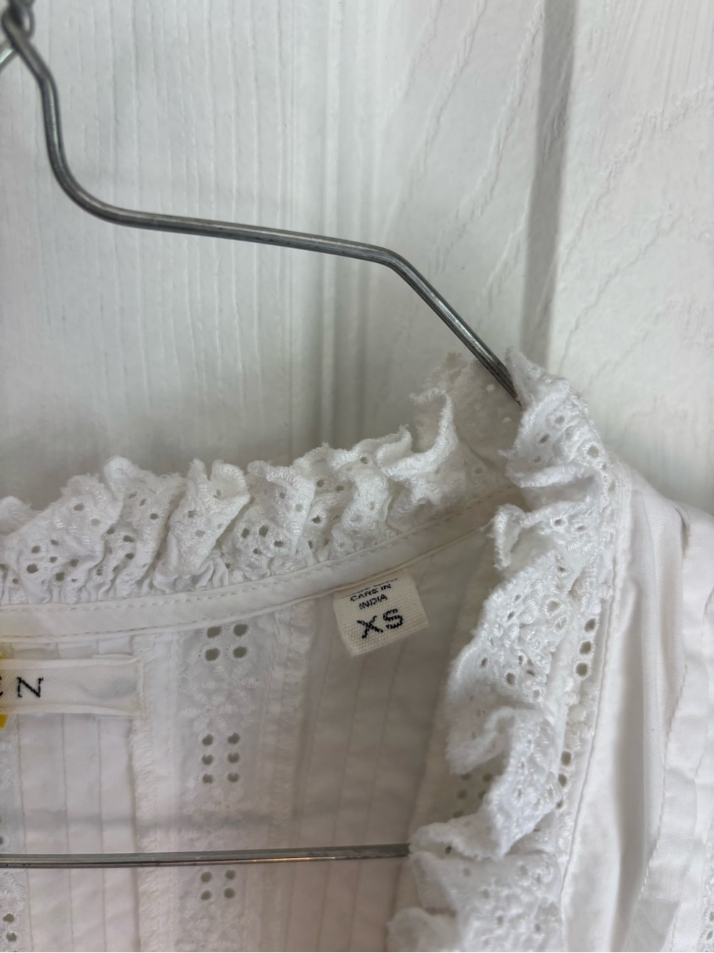 Doen White Ruffled Button-Front Midi Dress - Picture 3 of 11